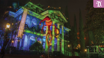 Featured image for “Haunted Mansion Holiday Returns to Disneyland Park July 29, 2024”