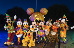 Featured image for “Disneyland Resort Fall Favorites Return Aug. 23, 2024, with Halloween Time and Plaza de la Familia”