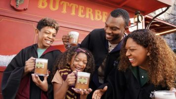 Featured image for “Universal Studios Hollywood and Universal Orlando Resort Raise Their Mugs to Celebrate the Return of Butterbeer Season in The Wizarding World of Harry Potter, from March 1 Through May 31”